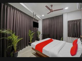 Hotel Sukoon, Best Luxurious Hotel AC Rooms In City Center Surat - Surat - 2
