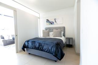 Lovely Luxury Apartment in One Rosebank - 9