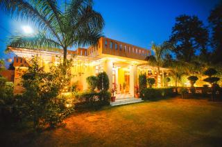 Desha Farm Cozy 3BHK Retreat with Pool in Delhi - New Delhi - 7