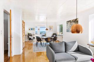 Family Friendly House By The Sea - Allinge - 6