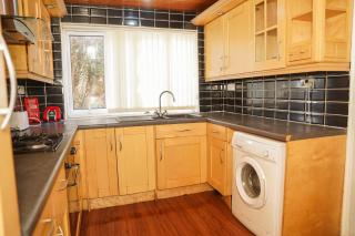 8 Guest Modern Home By O2 Apollo & Ethiad Stadium - 4
