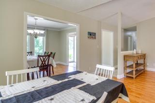 Shop, Dine and Visit UWF Pensacola Home with Yard! - 2