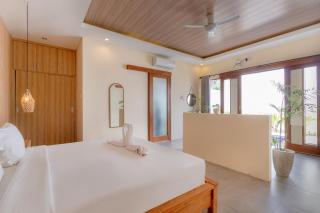 KIKI VILLAGE BATHTUB - Canggu - 8