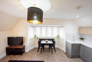 8 The Royal Apartments Harwich, One Bed Parking, Fast Wifi - 4