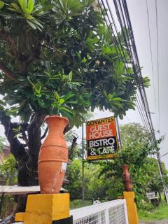 The Tree House - Govantes Guesthouse - 1
