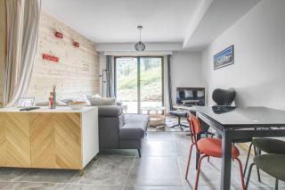 Aiguille Verte Apartment - 0