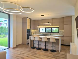 Villa Gardenia 1 - 9