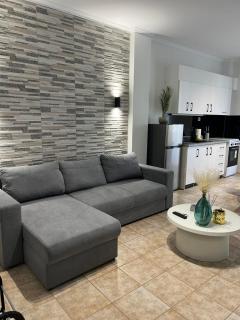 Elonia Apartment - Polygryos - 0