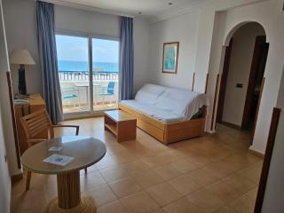Hotel Punta del Cantal - 4