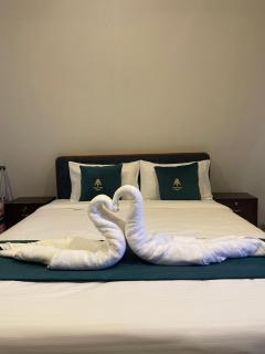 Thottom Stays Vagamon - 2