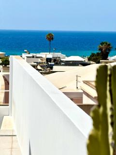 Luxury Beach La Concha Playa Honda - 5