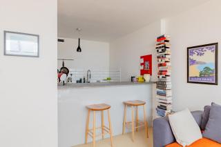 Ideally Located 2BD Flat Heart of Central London - 4