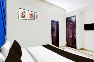 FabHotel Sweet Inn - 3