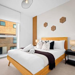 Modern 4 Bedroom Townhouse - Garden - High Speed WiFi - Netflix 17SL - Birmingham - 9