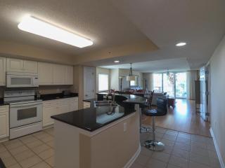 Yacht Club Villas #1-201 - 8