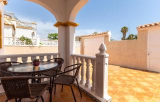 Stunning Home In Torrevieja With Swimming Pool - 3