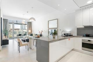 Stunning 1BR Canal Front Residence near Downtown - 9