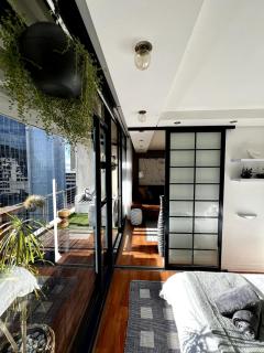 Chic 1 Bedroom City Centre Apartment - 4
