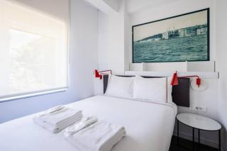 Sunrise Over The Bosphorus Stylish Retreat! #401 - Istanbul - 3