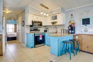 4 Mi to Beach Home with Pool and Golf in Port Isabel! - Port Isabel - 4
