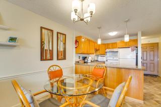 Walk to Nawiliwili Harbor Condo with Saltwater Pool - 6