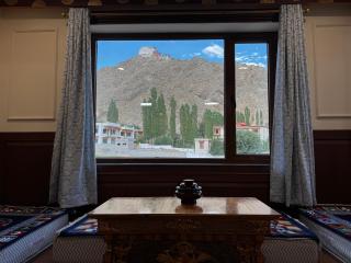 New Royal Guest House - 1