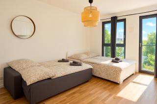 Modern Apartment with Balcony & Free Parking Near Metro - Wien - 7