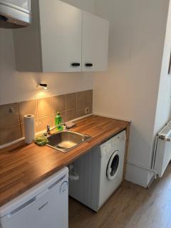 Einfaches Appartement "Nicky" mit 2 Zimmern - Halle an der Saale - 5