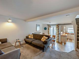 3 Bed in Brixham 75230 - Brixham - 3