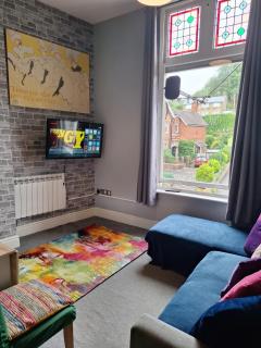 Central Matlock Apartment - Matlock - 9