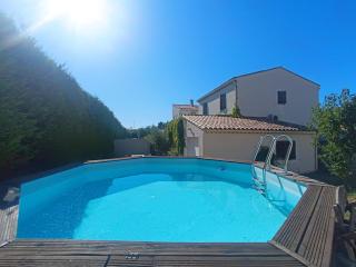 Jolie villa avec piscine et spa - L'Isle-sur-la-Sorgue - 0