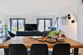 Acorn House - Dorchester - 8