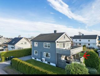 Sjarmerende del av tomannsbolig sentralt i Horten - 0