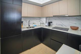 Luxury Stay in a Prime 1BR - 2