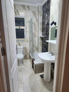 Villa M Stella Heights Sidi Abdel Rahman Next to Marassi Two floors 120 m garden roof 3 bedrooms fully air conditioned reception Brand new furniture 3 bathrooms American style kitchen - - 4