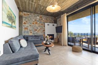 Petres Luxury Villas with heated private pool - 4