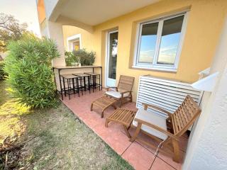Studio 4pers - clim - piscine - vue mer - 8