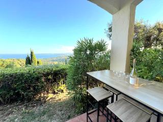 Studio 4pers - clim - piscine - vue mer - Roquebrune-sur Argens - 0
