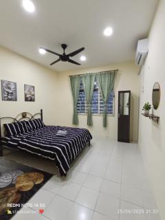 Mawar Inn Gambang Kuantan - Gambang - 7