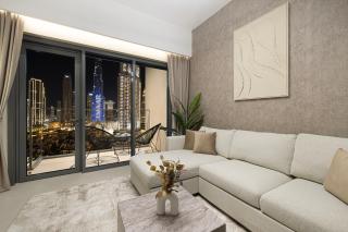 Burj Khalifa & Fountain Balcony Views, Pool & Gym - 5