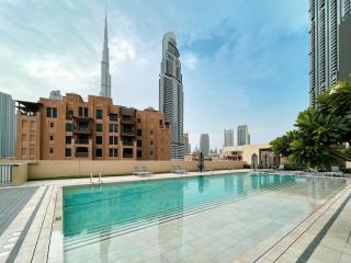 Burj Khalifa & Fountain Balcony Views, Pool & Gym - 6