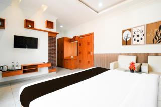 Hotel O KK Inn - 0