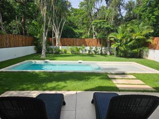 Hermosa Villa en Tulum Country Club acceso a playa - Akumal - 8