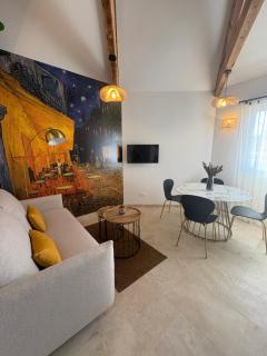 Latelier de Vincent Arles Luma - 2