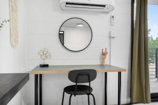 *NEW* The Franni - Workspace / Private Balcony - 1