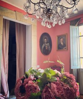 Art action room - - 8