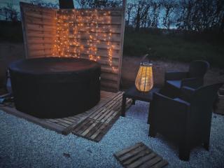 Lodge romantique "le grand chêne" avec Jacuzzi privatif - 8