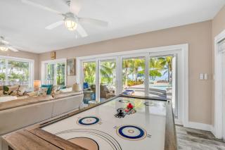 Paradise Point - Luxury Oceanfront Estate - Pool, Dock, Outdoor Kitchen & Family Amenities - Marathon - 5