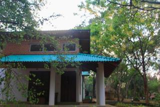 Elephant Bath Hotel - 3