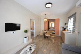 Santorini Family Apartments - 8